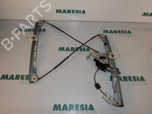Used Front right window mechanism PEUGEOT 206 Hatchback (2A/C) 1.4 i (75 hp) 31481912