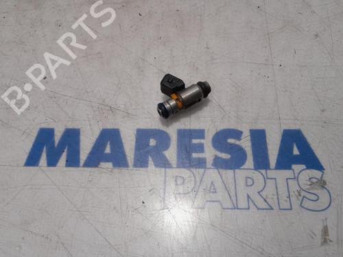 Used Injector FIAT 500 (312_) 1.2 (312AXA1A) (69 hp) 31478292