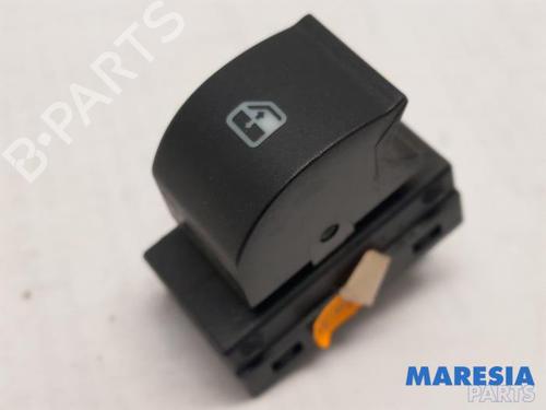 switch-lancia-delta-iii-844_-2008-2009-2010-2011-2012-2013-2014-31509683 main image