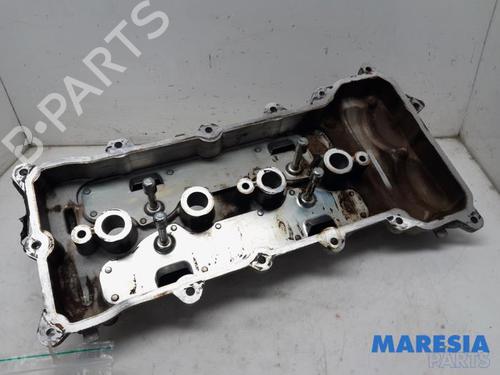Used Valve cover RENAULT SCÉNIC III (JZ0/1_) 1.4 16V (JZ0F, JZ1V) (131 hp) 31445526