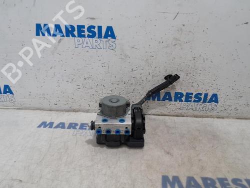 Used ABS pump RENAULT CLIO IV Grandtour (KH_) 0.9 TCe 90 (90 hp) 31506850
