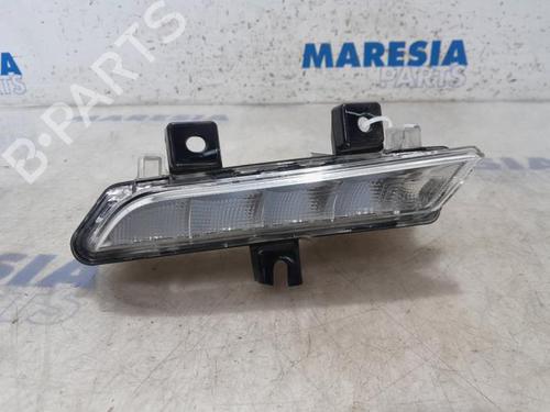 Used Right daytime light RENAULT CLIO IV Grandtour (KH_) 0.9 TCe 90 (90 hp) 31462551