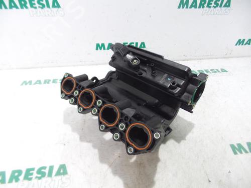 Used Injection rail CITROËN BERLINGO / BERLINGO FIRST MPV (MF_, GJK_, GFK_) 1.6 16V (MFNFU) (109 hp) 31467148