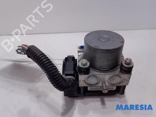 Used ABS pump PEUGEOT 107 (PM_, PN_) 1.0 (68 hp) 31454819