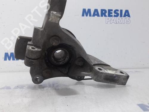 Venstre Styrespindel Lejehus FIAT CROMA (194_) 2.2 16V (147 hp) 31496938