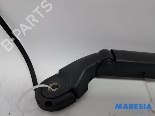 Front windshield wiper arm CITROËN C4 CACTUS 1.6 BlueHDi 100 | BP37875671C143 - Image 2