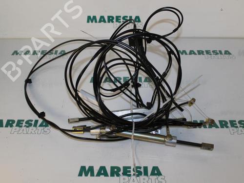 Used Switch PEUGEOT 206 CC (2D) 1.6 16V (2DNFUF, 2DNFUR) (109 hp) 31472937