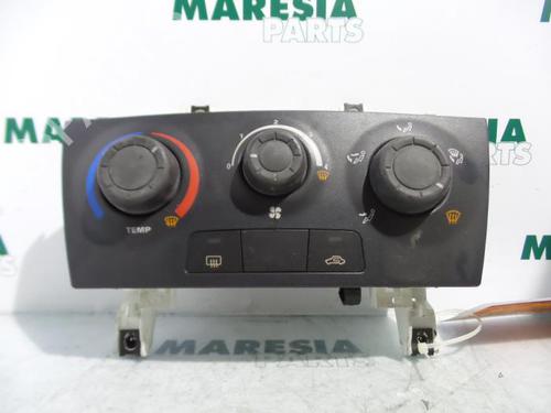 Used Climate control FIAT STILO (192_) 1.2 16V (192_XA1B) (80 hp) 31471160