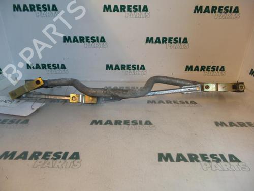 front-wipers-mechanism-renault-clio-ii-bb_-cb_-1998-1999-2000-2001-2002-2003-2004-2005-2006-2007-2008-2009-2010-2011-2012-2013-2014-2015-2016-31441488 main image