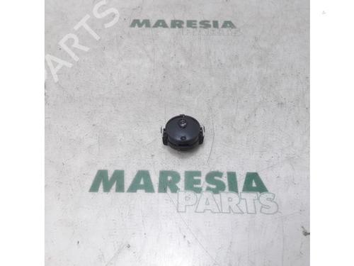 electronic-sensor-renault-koleos-i-hy_-2008-31438900 main image