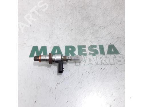 Inyector RENAULT MEGANE III Grandtour (KZ0/1) 1.5 dCi (KZ0C, KZ1A) (90 hp) 31511185