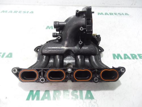 Used Injection rail PEUGEOT 5008 (0U_, 0E_) 1.6 16V (156 hp) 31425754