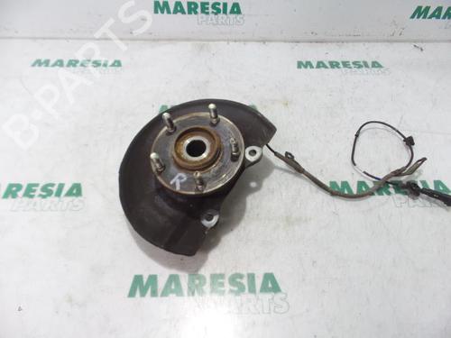 Used Right front steering knuckle CITROËN C4 AIRCROSS 1.6 HDi 115 (114 hp) 31399630