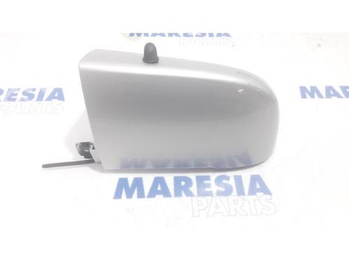 Højre baglygte RENAULT TRAFIC II Bus (JL) 2.0 dCi 115 (JL00, JL01, JL0H, JL0M, JL0U) (114 hp) 31385822