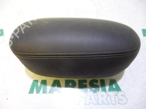 Nakkestøtte ALFA ROMEO GTV (916_) 2.0 V6 Turbo (916.C2A) (202 hp) 31479053