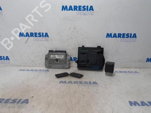 Used Engine control unit (ECU) RENAULT MEGANE III Grandtour (KZ0/1) 1.4 TCe (KZ0F, KZ1V) (130 hp) 31392711