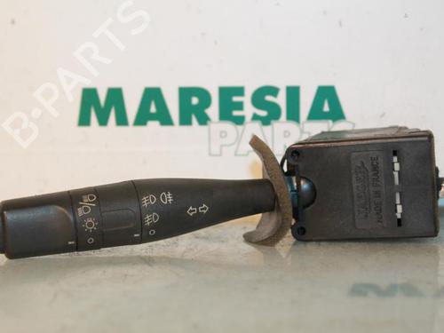 steering-column-stalk-peugeot-206-hatchback-2ac-1998-1999-2000-2001-2002-2003-2004-2005-2006-2007-2008-2009-2010-2011-2012-31434152 main image