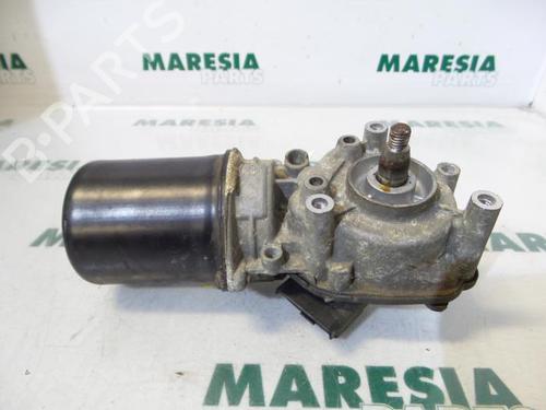 Used Front wiper motor RENAULT LAGUNA II (BG0/1_) 2.0 16V IDE (BG0N) (140 hp) 31521434
