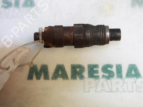 Used Injector FIAT ULYSSE (220_) 1.9 TD (220AH5) (90 hp) 31460160