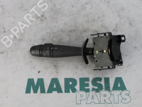 steering-column-stalk-renault-laguna-ii-bg01_-2001-2002-2003-2004-2005-2006-2007-31510817 main image