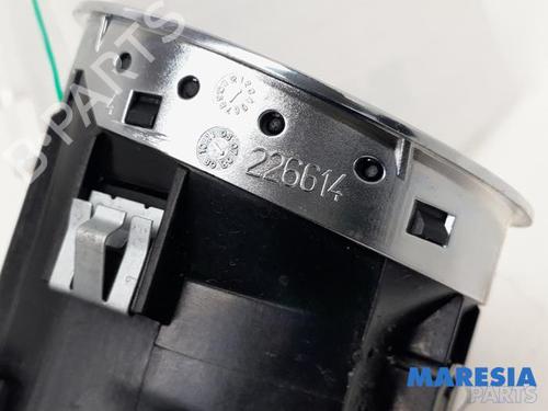 Air vent FIAT 500 (312_) 1.2 (312AXA1A) | BP31411563I21