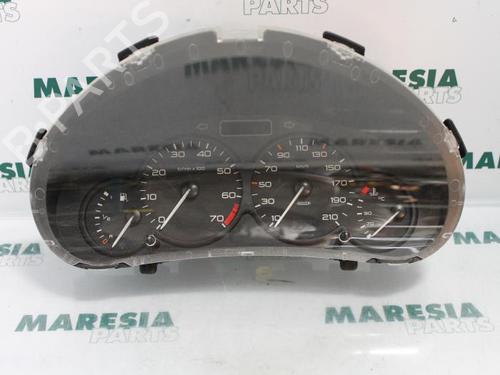 Used Instrument cluster PEUGEOT 206 Hatchback (2A/C) 1.4 i (75 hp) 31402458