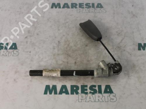 other-renault-megane-ii-estate-km01_-2003-2004-2005-2006-2007-2008-2009-2010-2011-2012-31509313 main image