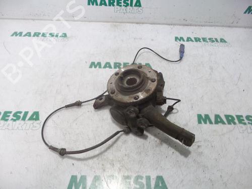 Used Left front steering knuckle CITROËN C5 III (RD_) 1.6 HDi 110 (RD9HL0, RD9HR8, RD9HRA) (112 hp) 31438774