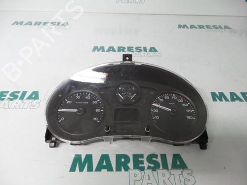 Used Instrument cluster PEUGEOT EXPERT Van (VF3A_, VF3U_, VF3X_) 1.6 HDi 90 16V (90 hp) 31407539