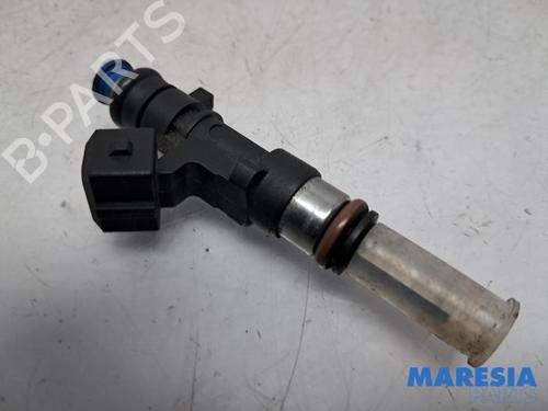 Used Injector ALFA ROMEO MITO (955_) 1.4 TJet (955AXG1A) (120 hp) 31428579