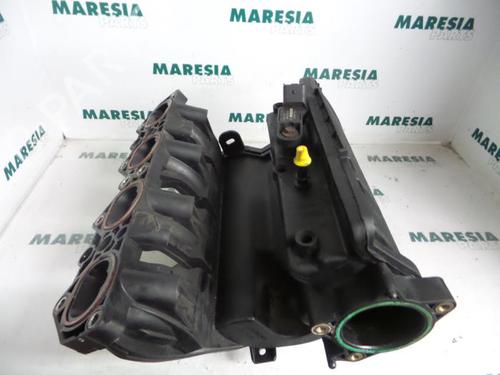 injection-rail-peugeot-307-3ac-2000-2001-2002-2003-2004-2005-2006-2007-2008-2009-2010-2011-2012-31479233 main image