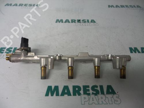 Used Injection rail Injection rail ALFA ROMEO 156 Sportwagon (932_) 2.0 JTS (932BXA) (166 hp) 31484625 31484625