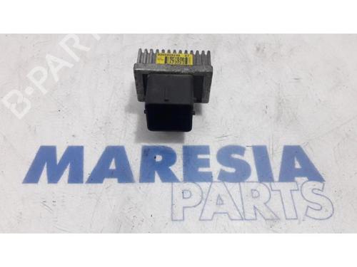 Used Electronic sensor RENAULT MASTER III Van (FV) 2.3 dCi 145 FWD (FV0E, FV0F, FV0H, FV02, FV0M, FV0S,... (146 hp) 31460535