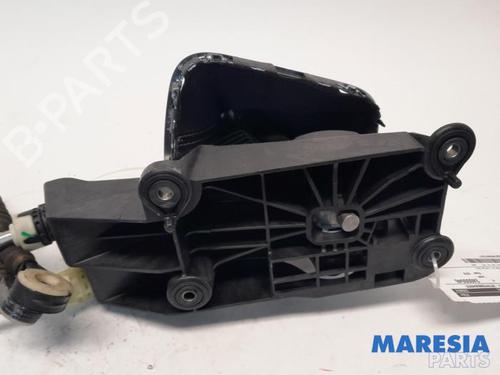 Gearstang RENAULT KADJAR (HA_, HL_) 1.6 TCe 165 (HLMH) | BP31457765M90