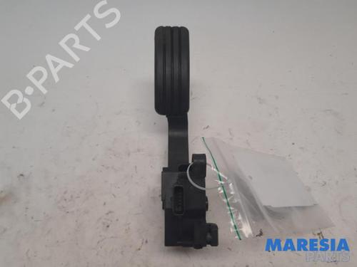Used Electronic module RENAULT TRAFIC III Van (FG_) 1.6 dCi 95 (FGMJ, FGMR) (95 hp) 31426033