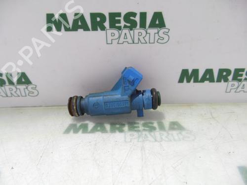 Used Injector FIAT BRAVO I (182_) 1.2 16V 80 (82 hp) 31532590