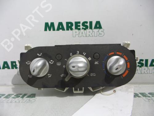 Used Climate control RENAULT TWINGO II (CN0_) 1.2 16V (CN0K, CN0V, CN0A) (76 hp) 31491382