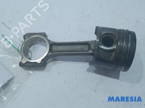 Andre RENAULT MEGANE IV Grandtour (K9A/M/N_) 1.5 dCi 110 (110 hp) 31527533