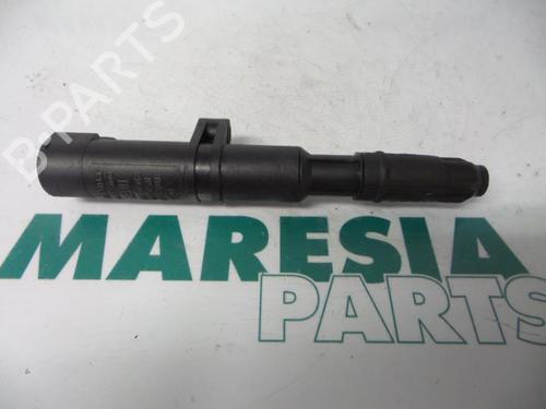 Used Ignition coil RENAULT LAGUNA II Grandtour (KG0/1_) 2.0 16V (KG00, KG0K, KG0W, KG0P) (135 hp) 31433461