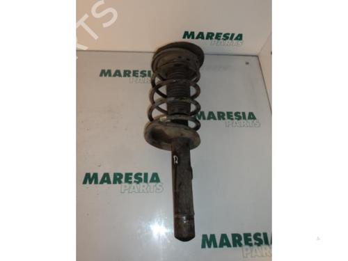 Used Right front shock absorber PEUGEOT 206 Hatchback (2A/C) 1.4 i (75 hp) 31520190