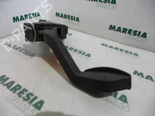 electronic-module-fiat-punto-188_-1999-2000-2001-2002-2003-2004-2005-2006-2007-2008-2009-2010-2011-2012-31414828 main image