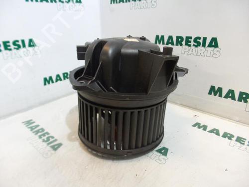 Used Heater blower motor FIAT PUNTO (188_) 1.2 60 (188.030, .050, .130, .150, .230, .250) (60 hp) 31495740