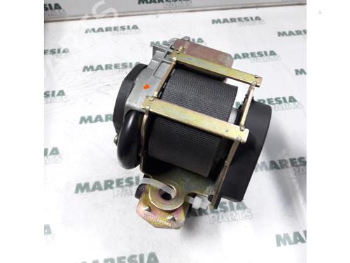 Used Rear left seatbelt RENAULT LAGUNA II (BG0/1_) 1.8 16V (BG0B, BG0C, BG0J, BG0M, BG0V) (121 hp) 31500530