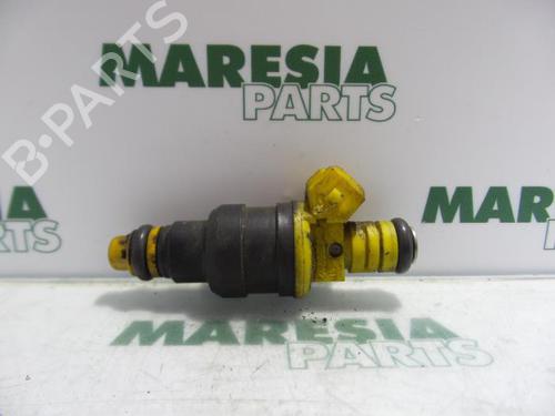 Used Injector ALFA ROMEO GTV (916_) 2.0 T.SPARK 16V (916.C2__, 916C2C00) (150 hp) 31525441