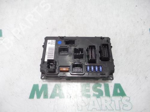 Used Control unit PEUGEOT 407 SW (6E_, 6D_) 2.0 (136 hp) 31530531