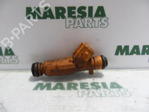Used Injector ALFA ROMEO 156 (932_) 1.6 16V T.SPARK (932A4) (112 hp) 31446479