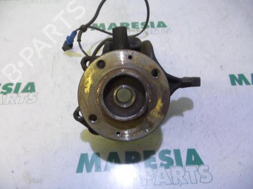 Used Left front steering knuckle PEUGEOT 208 I (CA_, CC_) 1.6 HDi (92 hp) 31522064