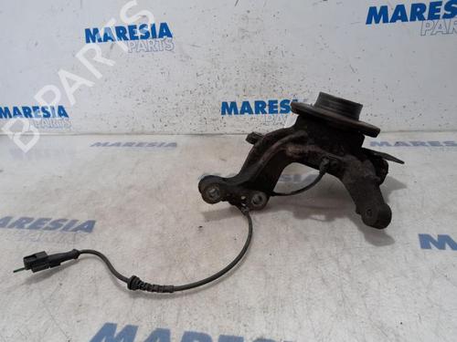 Used Right front steering knuckle RENAULT MEGANE III Hatchback (BZ0/1_, B3_) 1.4 TCe (BZ0F, BZ1V) (131 hp) 31514678