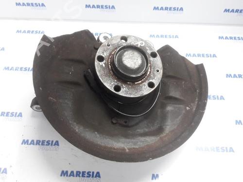 Used Right rear steering knuckle CITROËN C6 (TD_) 2.7 HDi (204 hp) 31431195