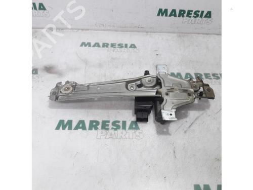 Rudehejsemekanisme venstre bagtil CITROËN C3 III (SX) 1.2 THP 110 (SXHNPS, SXHNZT, SXHNZ6) (110 hp) 31471519
